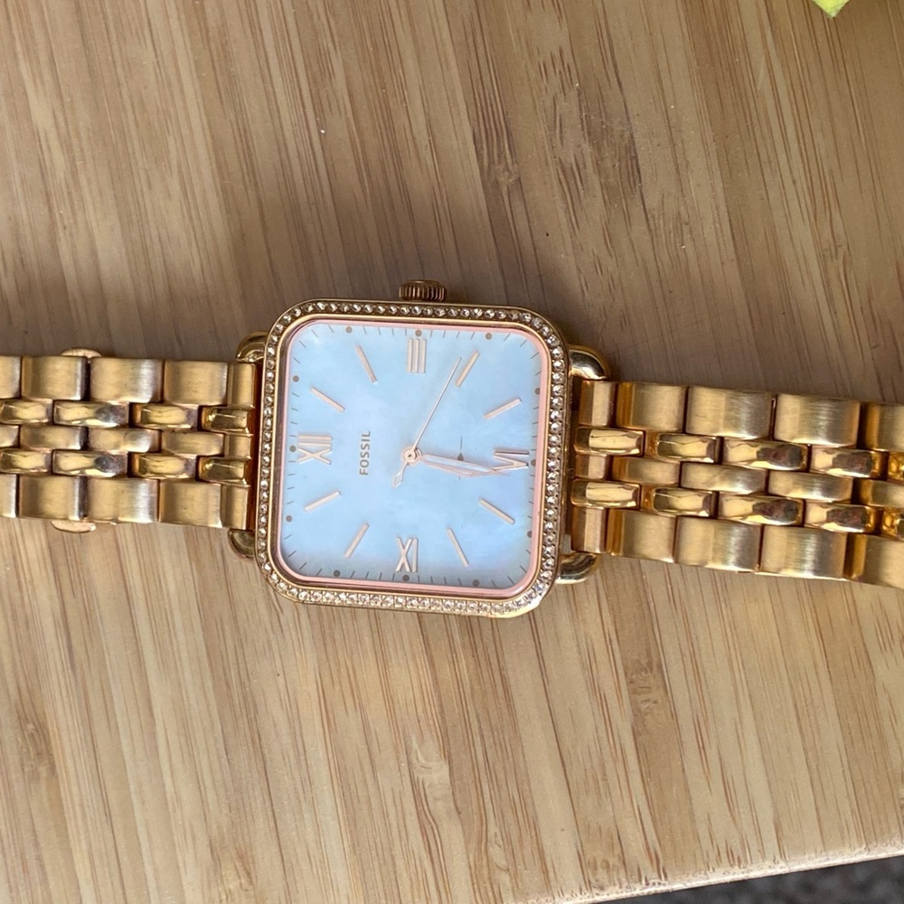 Fossil Rose gold-toned Micah bracelet watch - Picture 4 of 8
